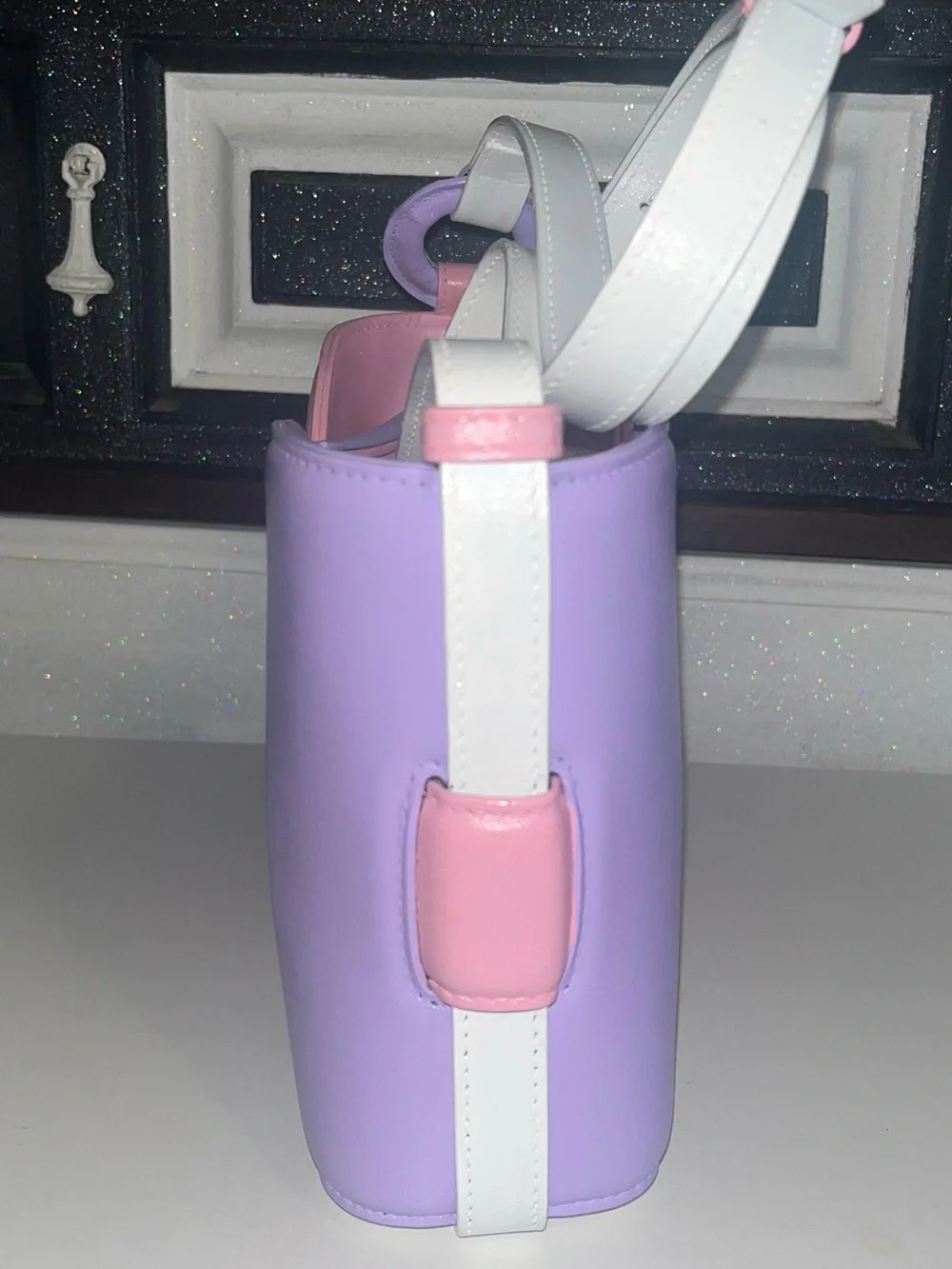 The Unbranded Brand stylish pastel
